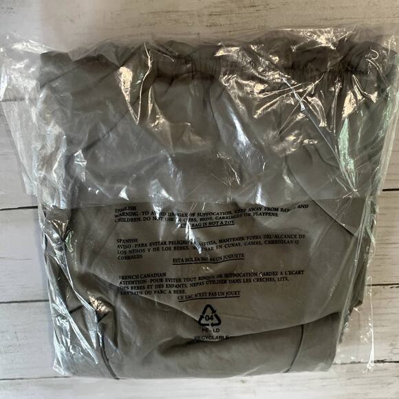 NWT Show Me Your Mumu Kendall Maxi Dress in Soft Charcoal Crisp - Picture 5 of 7